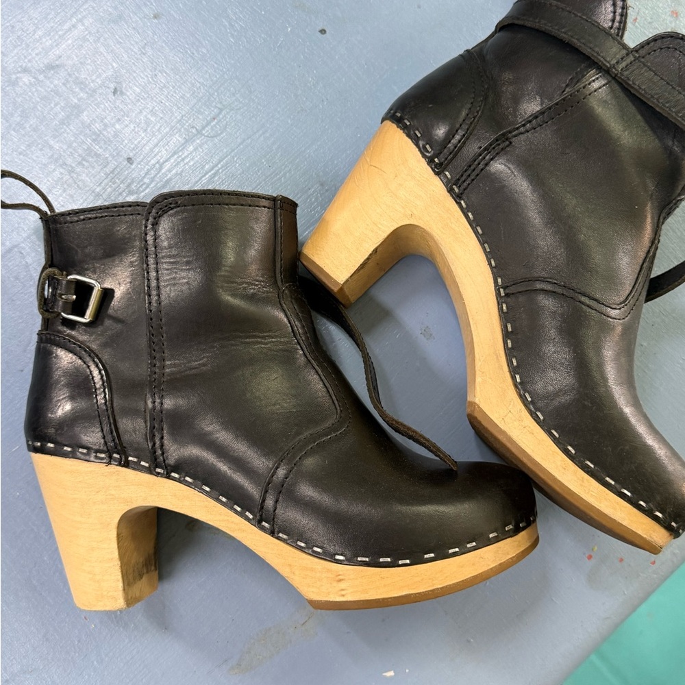 Toffel Black Leather Clogs with Tan Wooden Heel